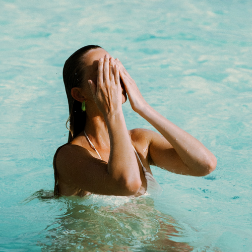 Island Gloss - Poolside Protection
